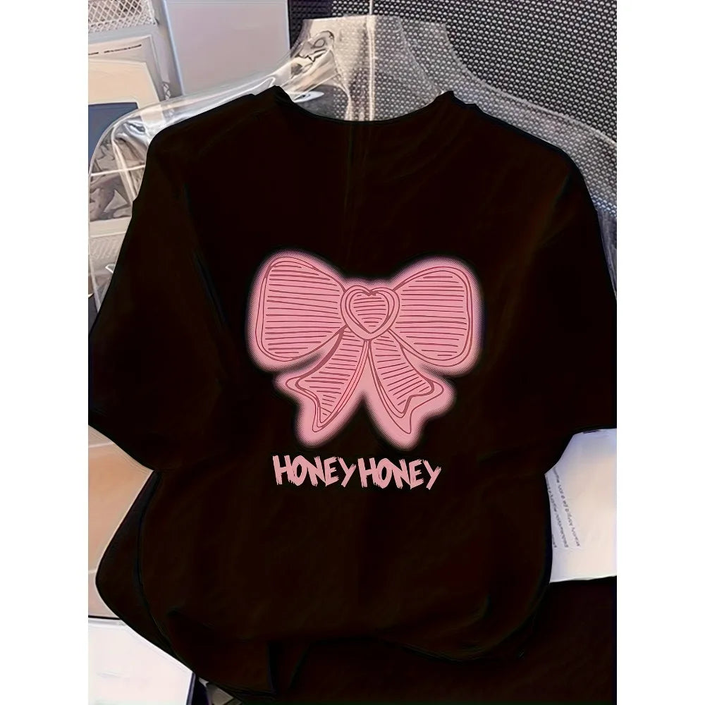 Fashionable Letter  Print Women Round Neck T-Shirt Minimalist Fresh Stylish Design in Vibrant Colors Urban Style Printed T-Shirt