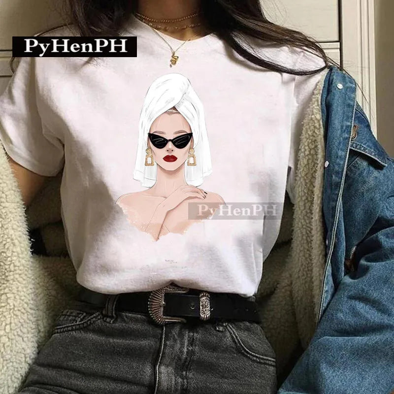 Fashion Girl T Shirt  A Stylish European and American Style Printed T-shirt Is A Great Summer Casual Friend for Women