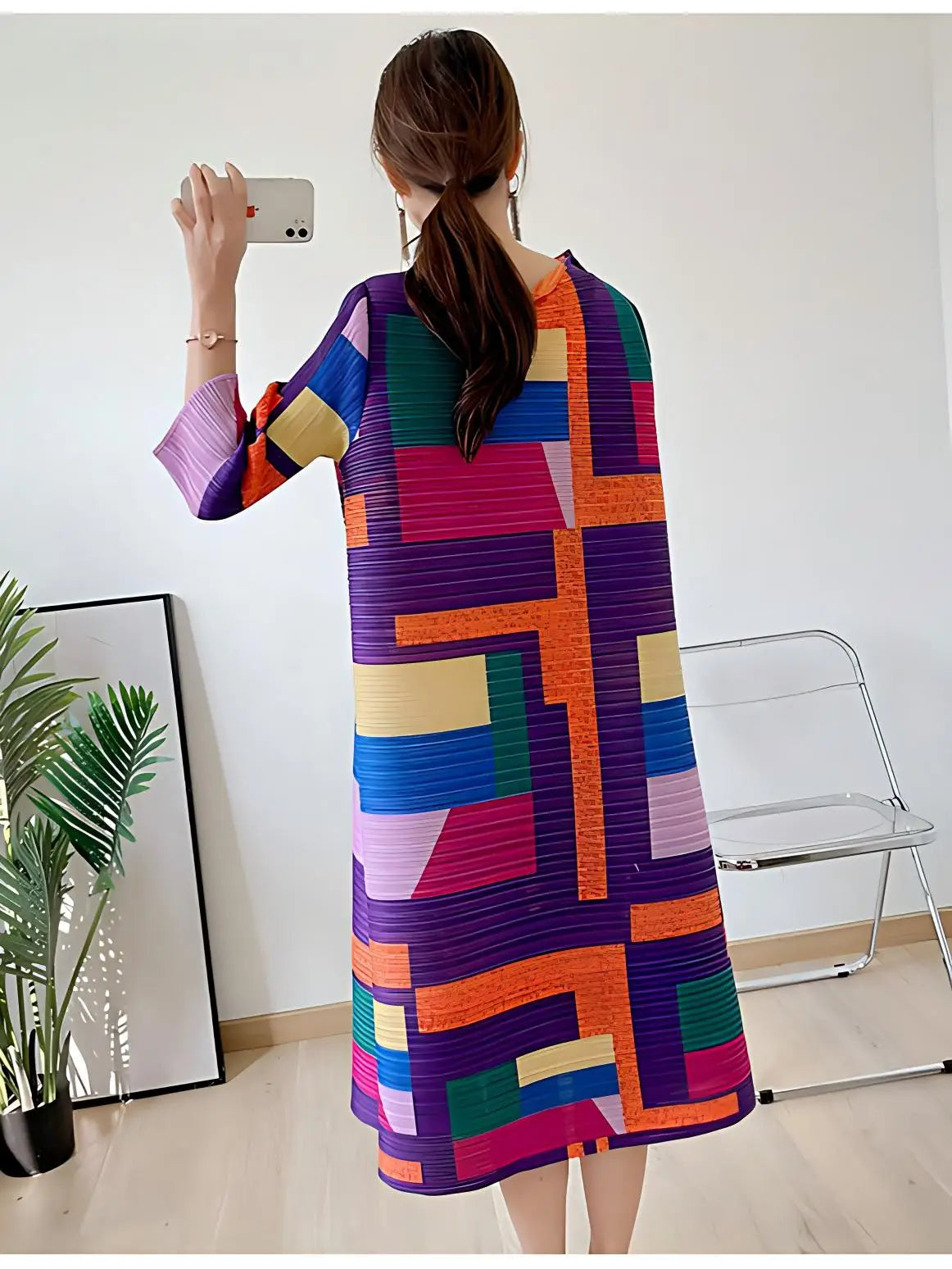 Fashionable women's dress, new spring/summer style, European and American style, youthful, plus size, slimming pleated skirt