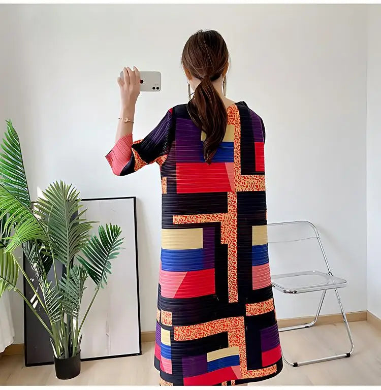 Fashionable women's dress, new spring/summer style, European and American style, youthful, plus size, slimming pleated skirt