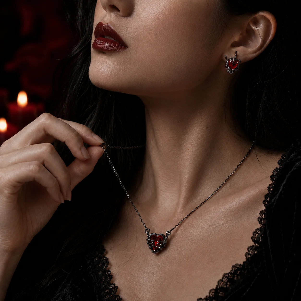 Halloween Skull Hand Jewelry Set for Women Black Red Crystal Heart Necklace Stud Earrings Gothic Party Accessories Jewelry Gift